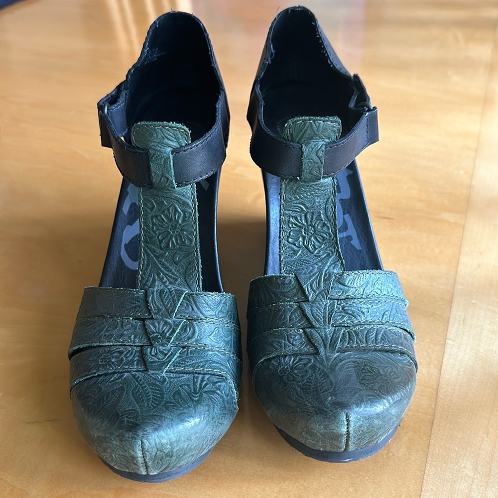 OTBT WEDGES